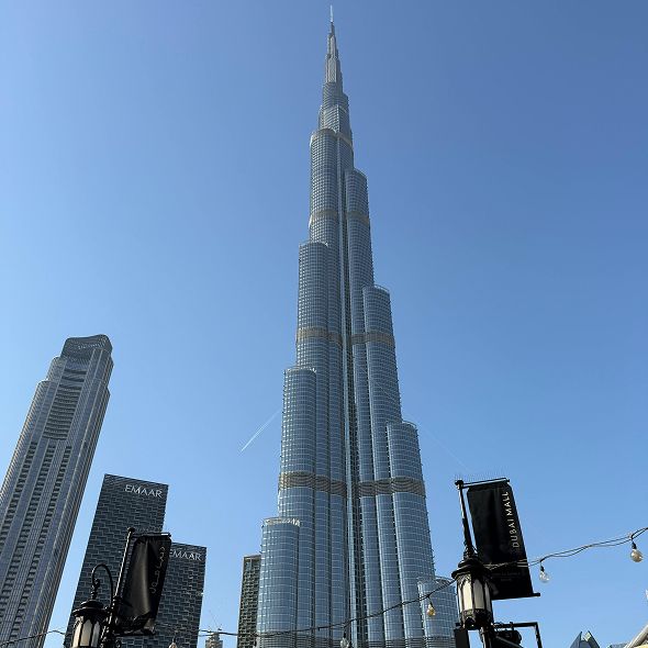 dubai burj khalifa skyline